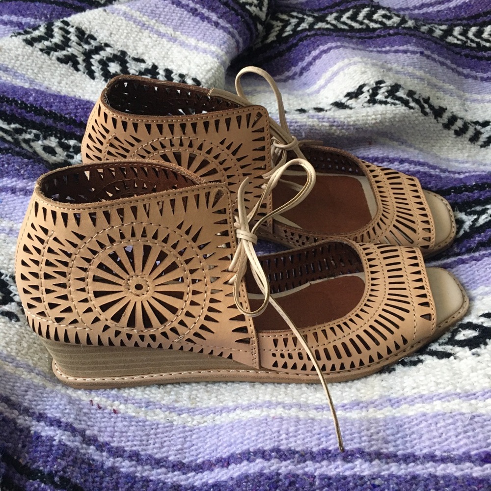 jeffrey campbell rodillo wedge sandal size 7.5